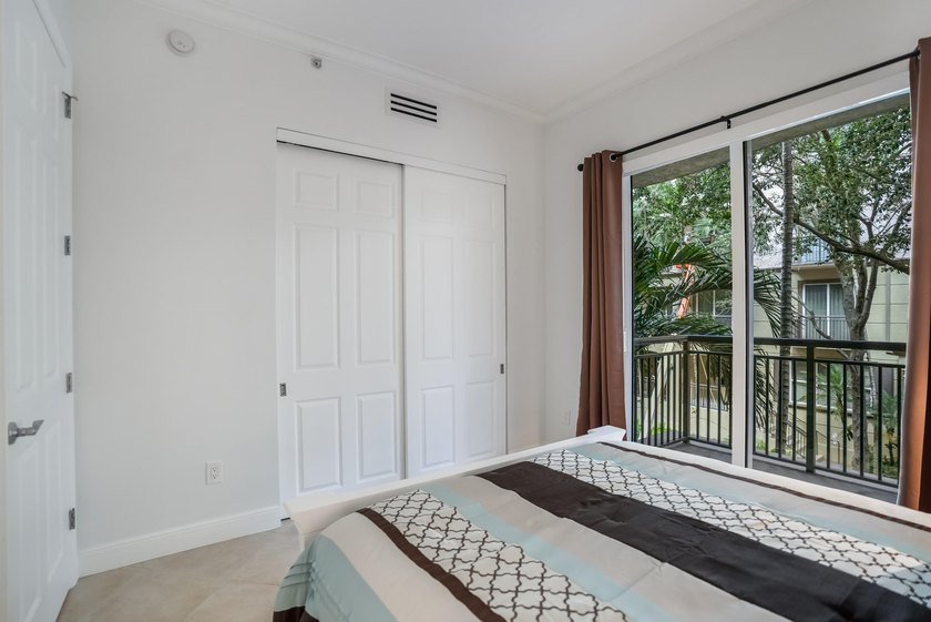 Remodeled &amp; 'FURNISHED' townhome on the main promenade at Wilton - photo 25