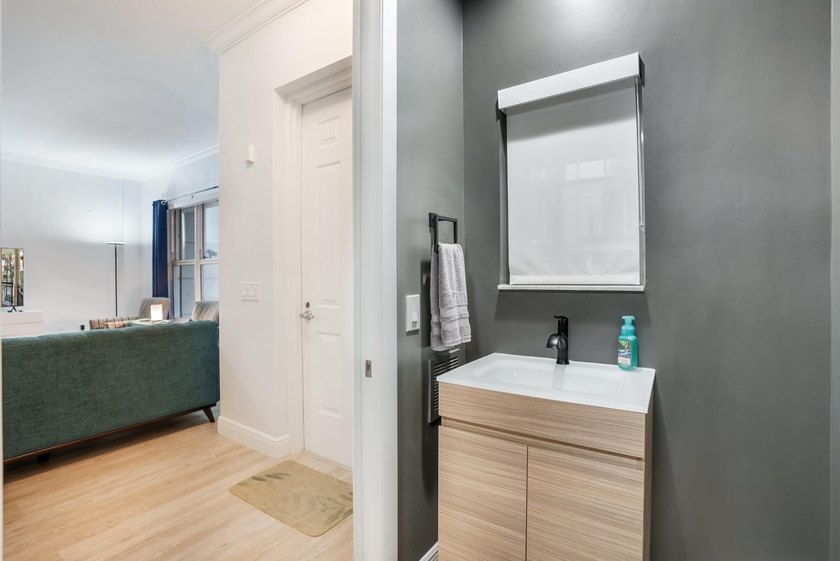 Remodeled &amp; 'FURNISHED' townhome on the main promenade at Wilton - photo 31