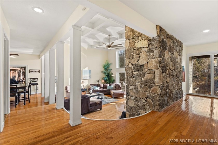 Exceptional lakefront investment opportunity in the heart of - photo 3