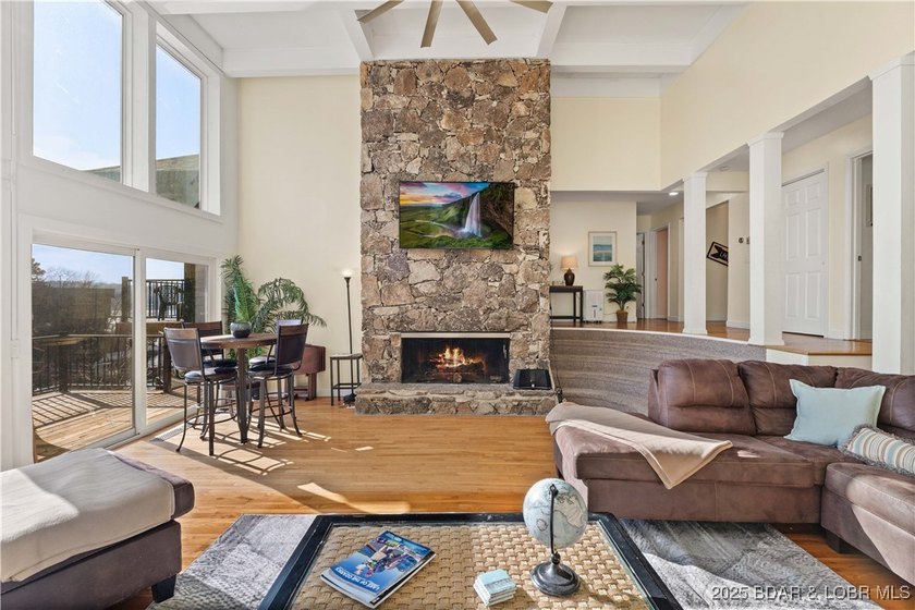 Exceptional lakefront investment opportunity in the heart of - photo 7