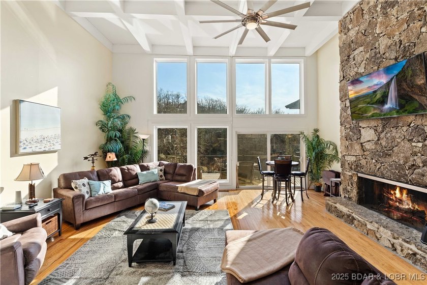 Exceptional lakefront investment opportunity in the heart of - photo 8