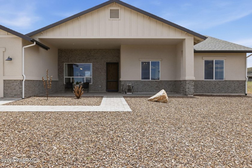 Situated on the southern end of Prescott Prairie, where wide - photo 7