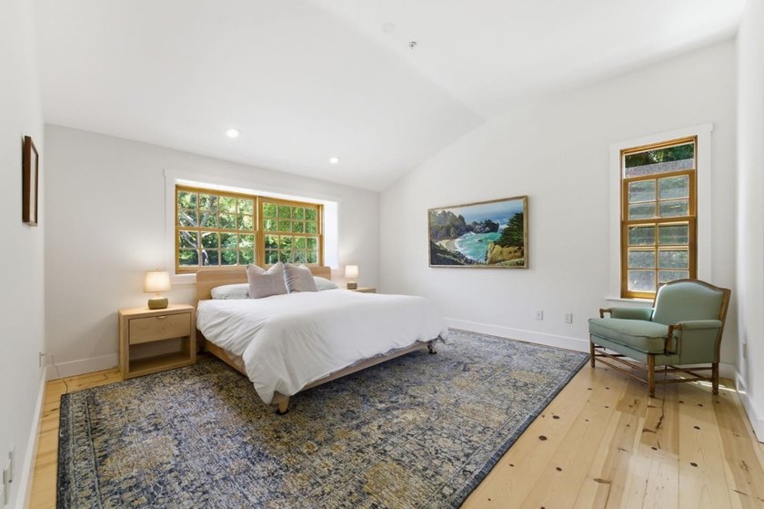 Welcome to 7 San Clemente, a stunning equestrian estate in the - photo 14