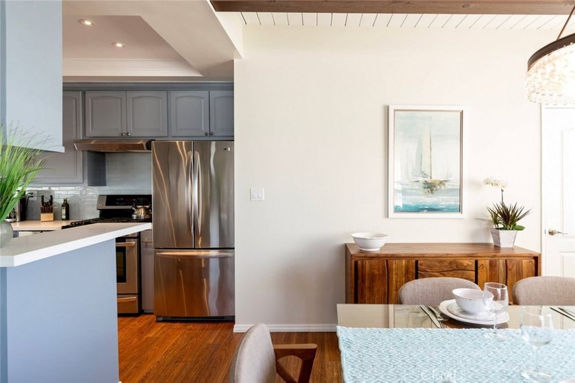 Now vacant and move-in ready, the property can be optionally - photo 17