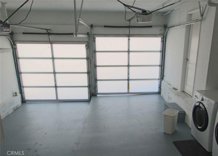 Now vacant and move-in ready, the property can be optionally - photo 40
