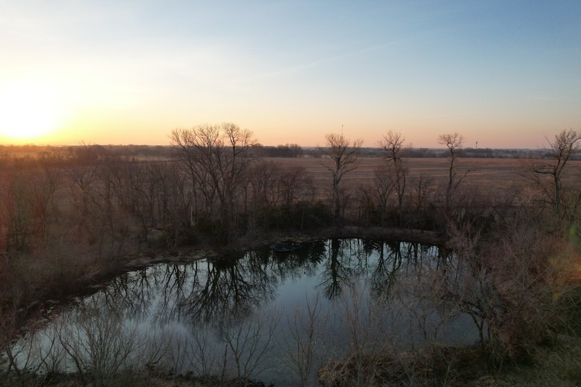 This is sneaky thick hunting property loaded with great habitat - photo 25