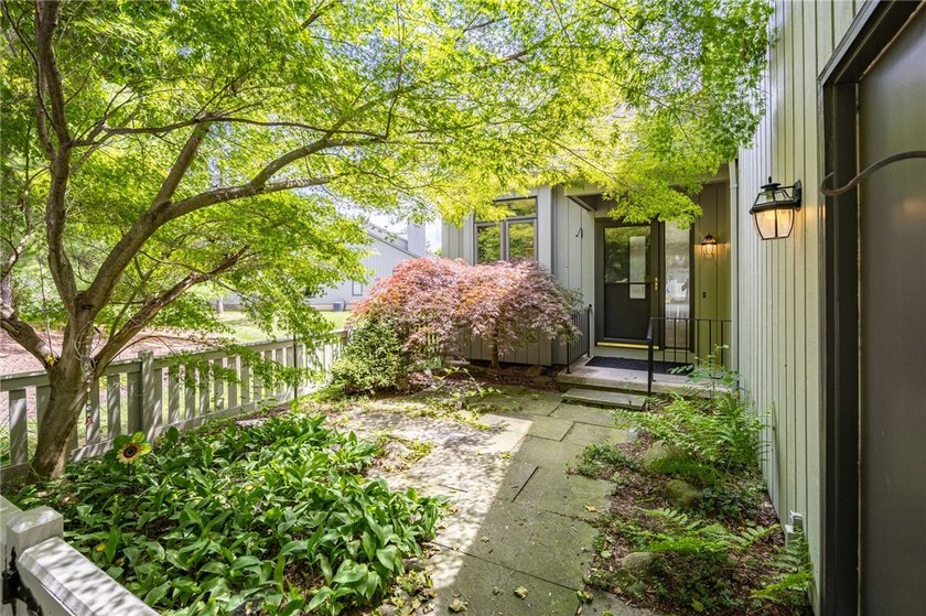 RARE END-UNIT opportunity in the sought-after Allen's Creek - photo 12