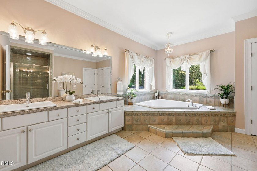 The perfect Lake Home for Entertaining guests of all ages - photo 28