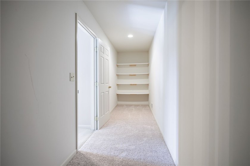 RARE END-UNIT opportunity in the sought-after Allen's Creek - photo 35
