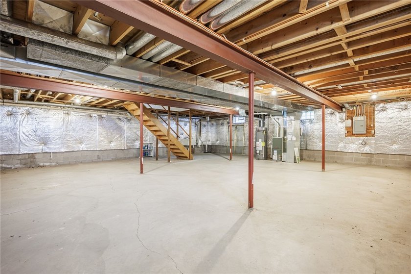 RARE END-UNIT opportunity in the sought-after Allen's Creek - photo 36