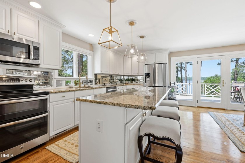 The perfect Lake Home for Entertaining guests of all ages - photo 39