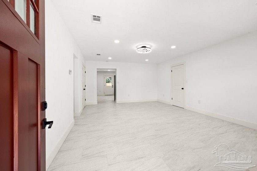 ** MOTIVATED SELLER ** Huge Price Adjustment -- Step into - photo 8