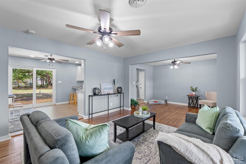 BACK ON THE MARKET AT NO FAULT TO SELLER! Explore this stunning - photo 10