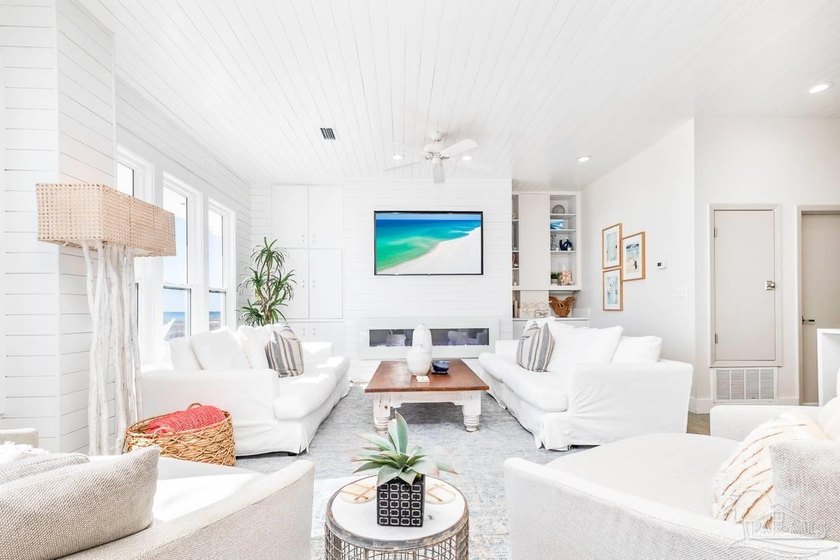 Sand and Light Beach House - Set directly on the sugar-white - photo 10