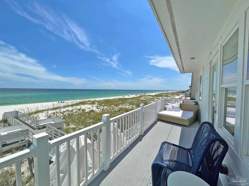 Set along one of Pensacola Beach's most desirable stretches of - photo 2
