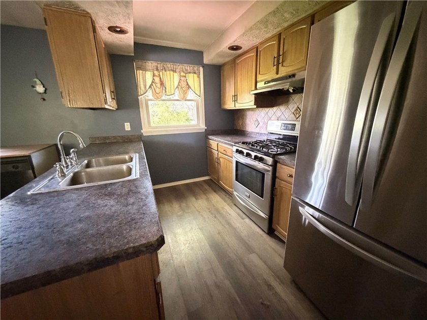 *Back on market* Financing fell through. No delayed negotiations - photo 10