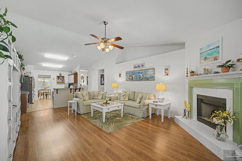 Located in the highly desirable Summerset Estates community of - photo 10