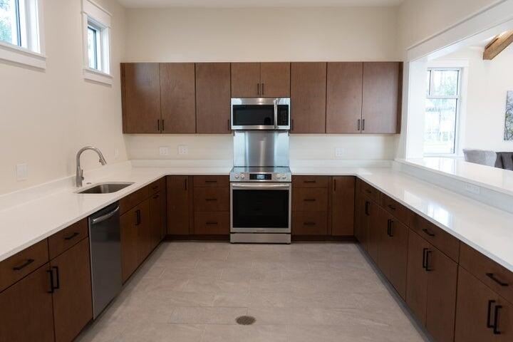Estimated Completion May 2026. Builder offering $20,000 - photo 5