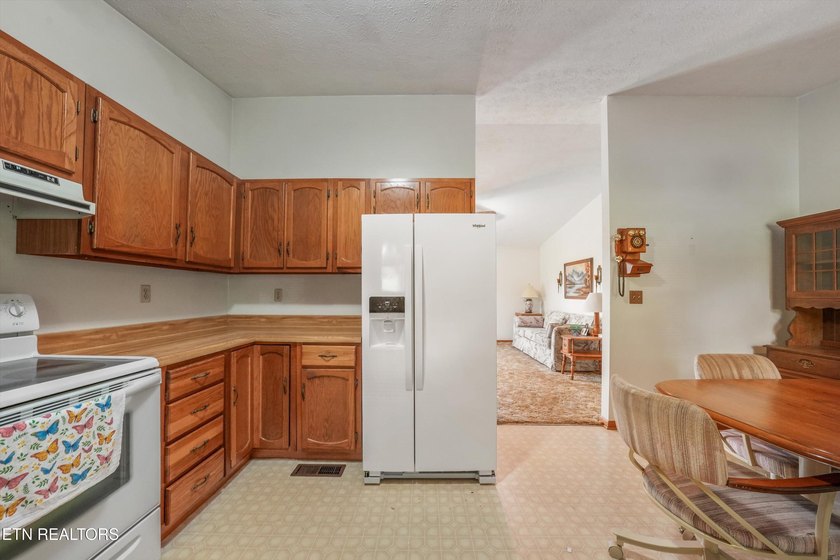 Douglas Lakefront Home. FIRST time on the Market! Lovely 2 bedrm - photo 13
