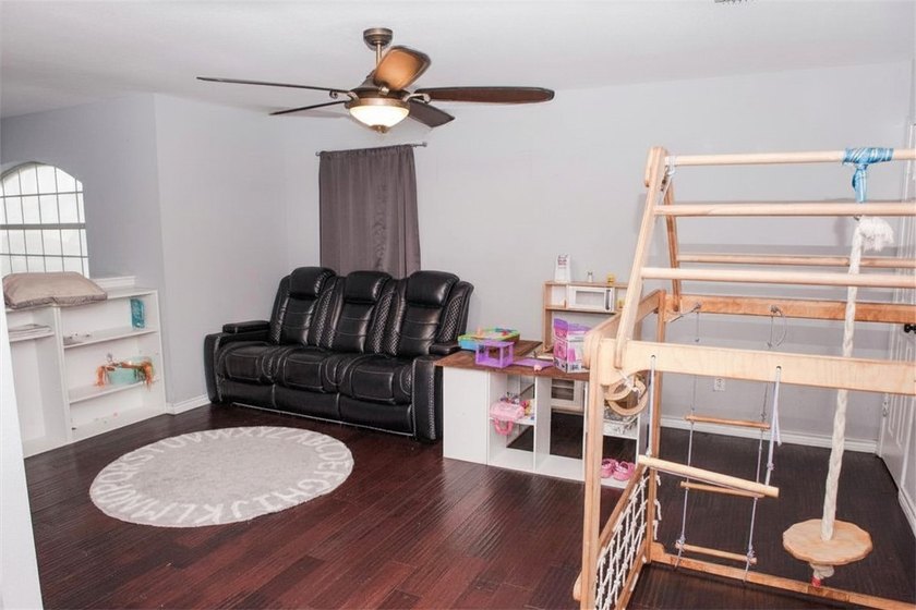 **Motivated Seller!** Spacious, updated, and move-in ready, this - photo 21