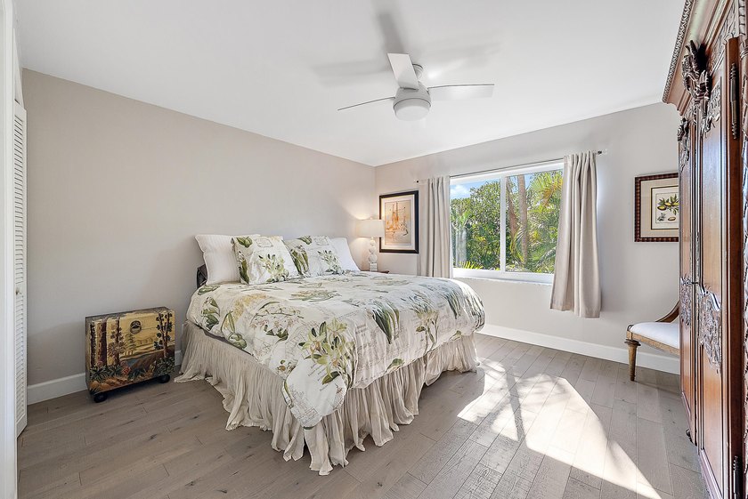 This gorgeous riverfront home boasts 100 feet of water frontage - photo 24