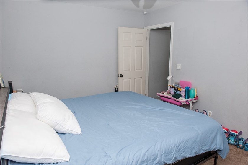 **Motivated Seller!** Spacious, updated, and move-in ready, this - photo 25