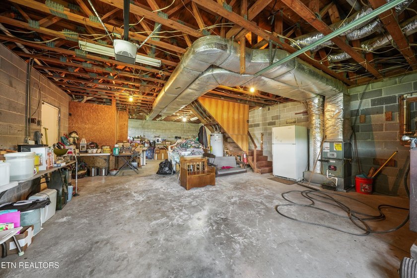 Douglas Lakefront Home. FIRST time on the Market! Lovely 2 bedrm - photo 29