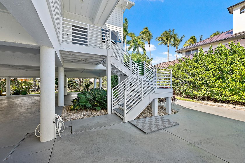 This gorgeous riverfront home boasts 100 feet of water frontage - photo 34