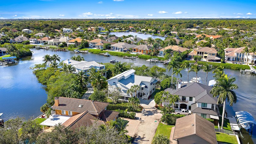 This gorgeous riverfront home boasts 100 feet of water frontage - photo 43