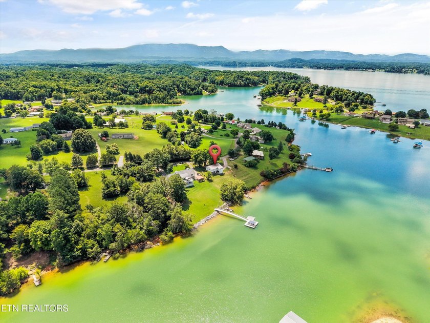 Douglas Lakefront Home. FIRST time on the Market! Lovely 2 bedrm - photo 46