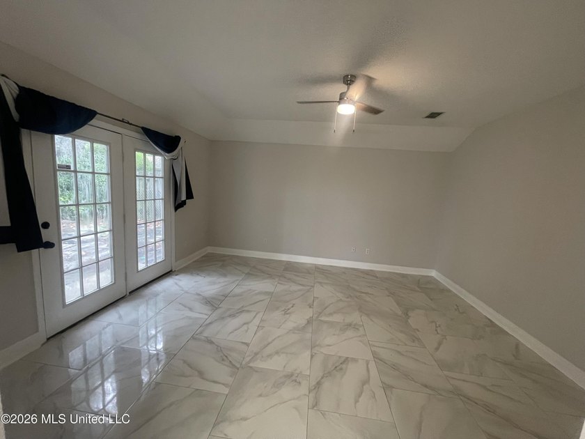 Great starter home in a convenient location! Just minutes from - photo 14