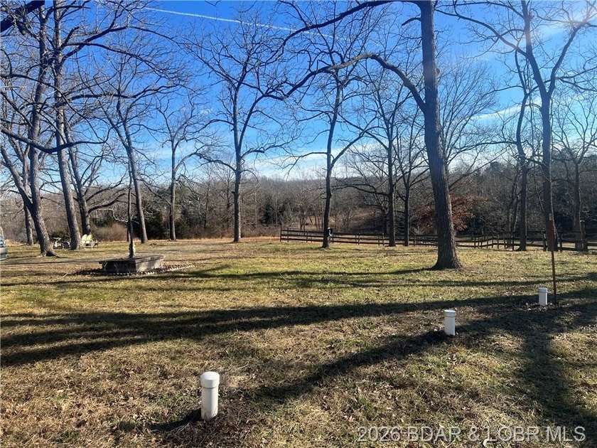This is a beautiful setting close to town but yet private. This - photo 9