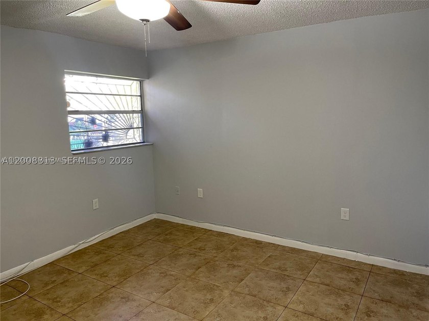 Renovated duplex. Allapattah. 5 minutes to Wynwood. Unit 1: 3 - photo 11