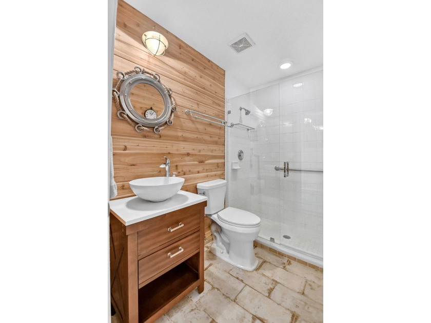 WOW - Awesome Lakefront home, turnkey and ready for new owners - photo 35