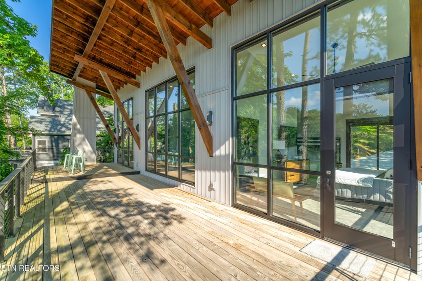 Welcome to your own private waterfront retreat! Built in 2022 - photo 38