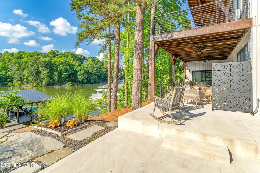 Welcome to your own private waterfront retreat! Built in 2022 - photo 46
