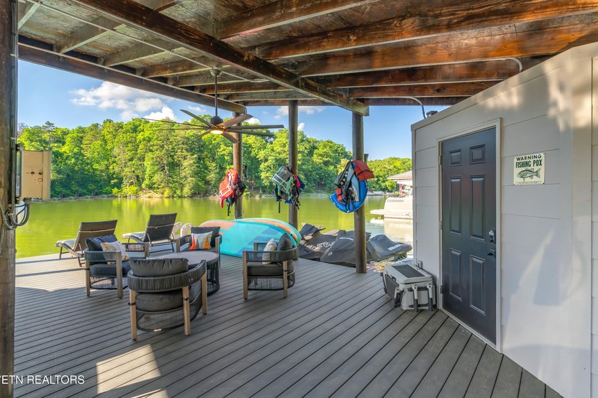 Welcome to your own private waterfront retreat! Built in 2022 - photo 48