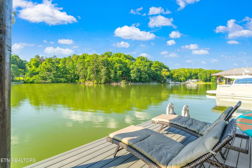Welcome to your own private waterfront retreat! Built in 2022 - photo 49