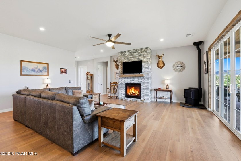 Experience elevated country living in the highly sought-after - photo 8