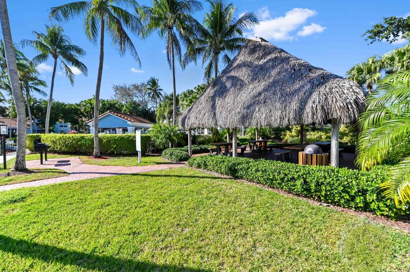 Live in resort style amenities in this spacious, open floor plan - photo 41