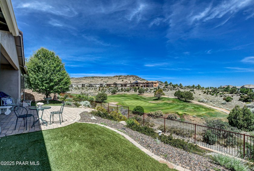 **Exceptional Golf Course &amp; Mountain Views in Prestigious - photo 2