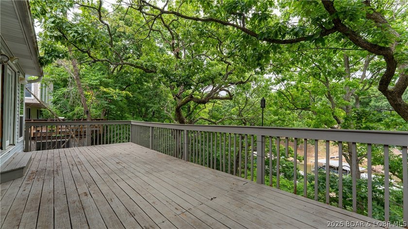 Move-in ready home offering an unbeatable location by both land - photo 18