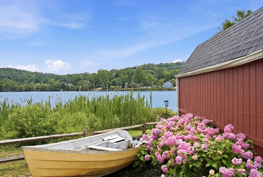Waterfront Colonial on the Mill Pond with Spectacular Pond Views - photo 34