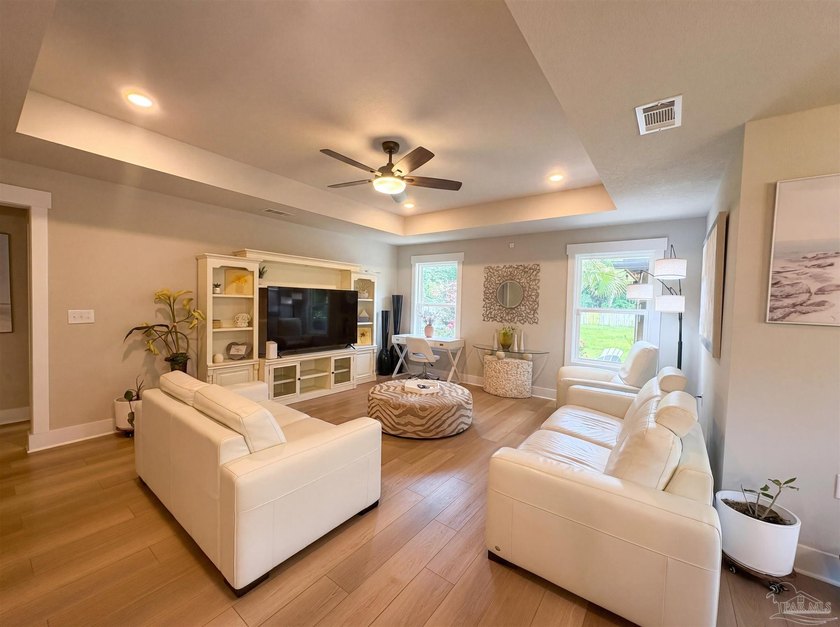 Welcome to 385 Hancock Ln - a beautifully maintained 4-bedroom - photo 3