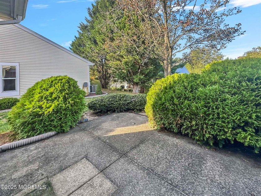 Welcome to 1057A Buckingham Drive, a beautifully maintained 2 BD - photo 24