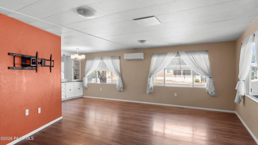 Welcome home to this charming 2-bedroom, 2-bath doublewide - photo 8