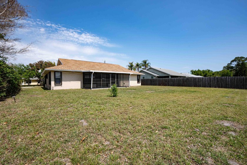 Move-in ready 3-bedroom, 2-bathroom home offering comfort - photo 30