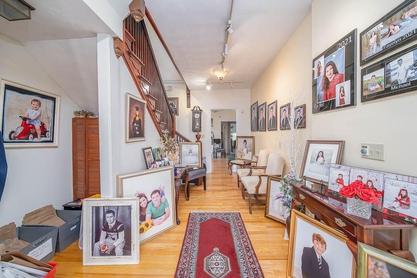 Exceptional mixed-use opportunity at 2919 Pawtucket Ave! Ideal - photo 11