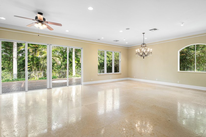 A Magnificent Estate nestled in the prestigious gated community - photo 25