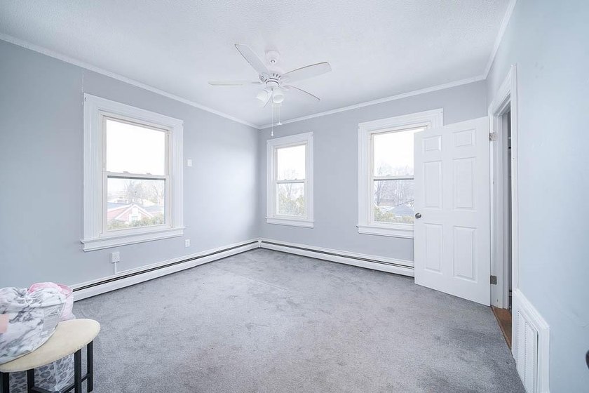 Exceptional mixed-use opportunity at 2919 Pawtucket Ave! Ideal - photo 32